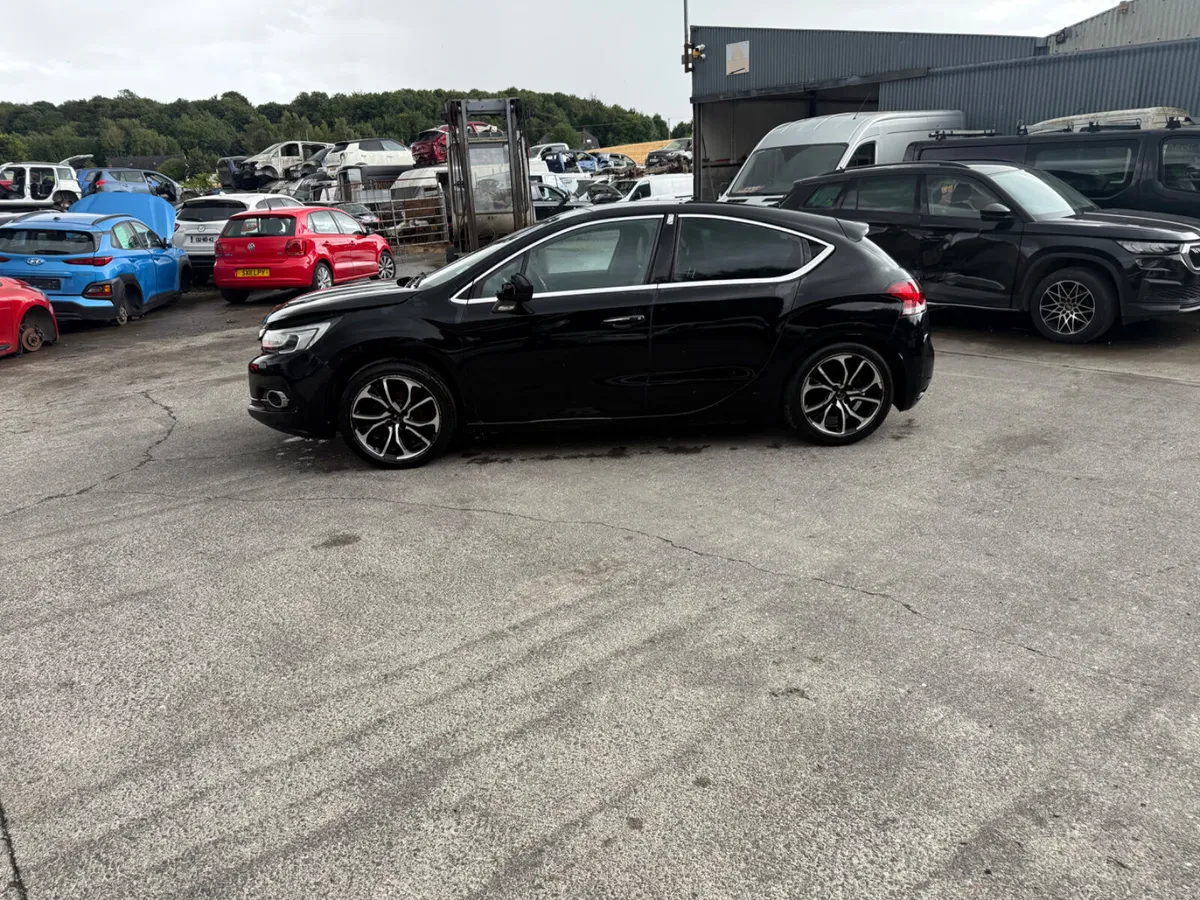 2015 Citroen DS4 1.6 HDI Blue - Image 4