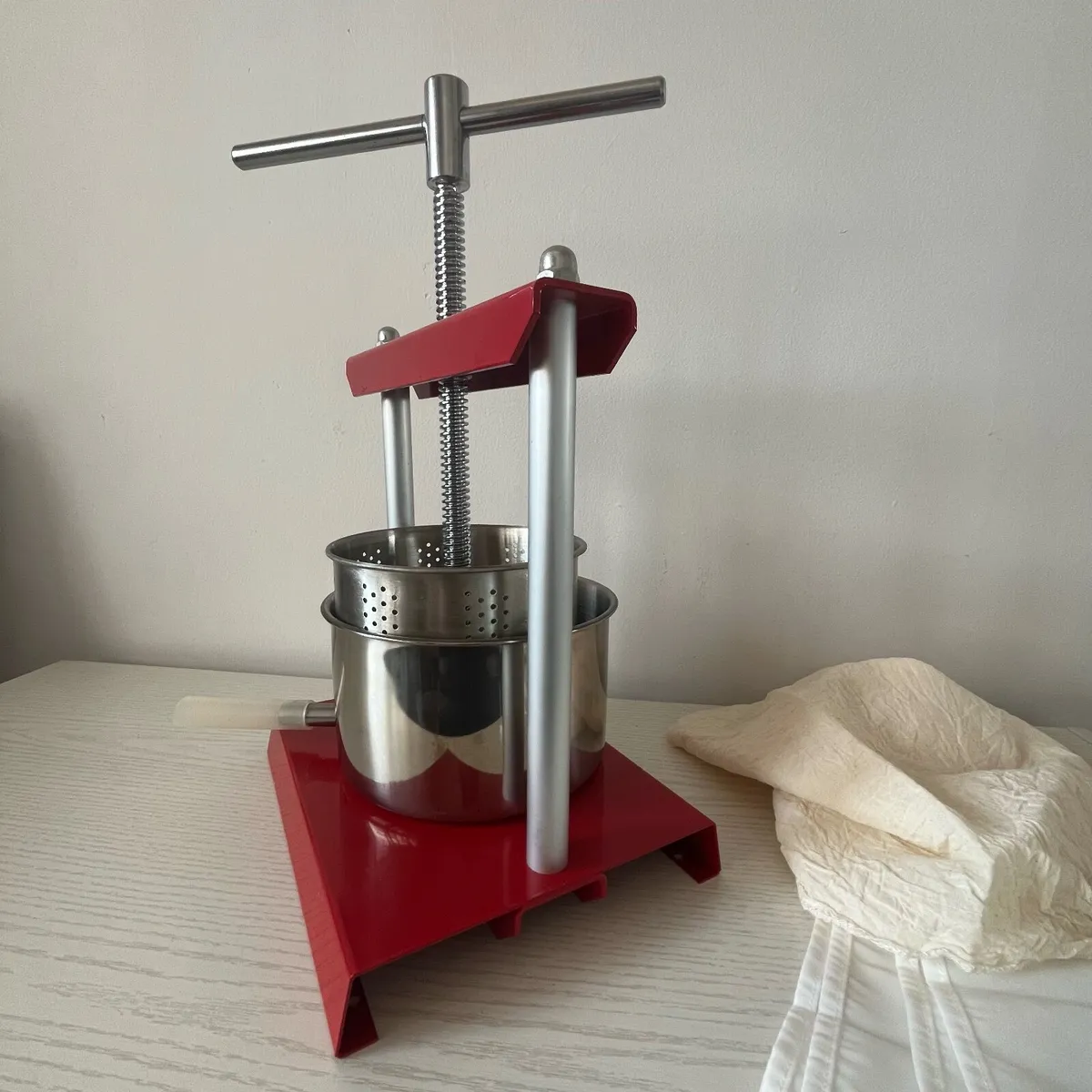 Multi Purpose Juice Extractor | 2 Litre - Image 1