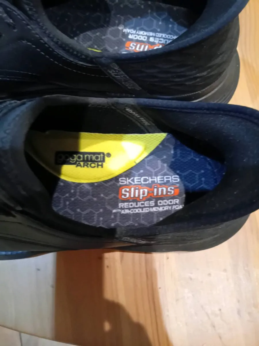 Sketchers work shoes - Image 4