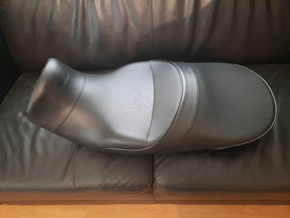 Sargent seat vstrom 650 - Image 1