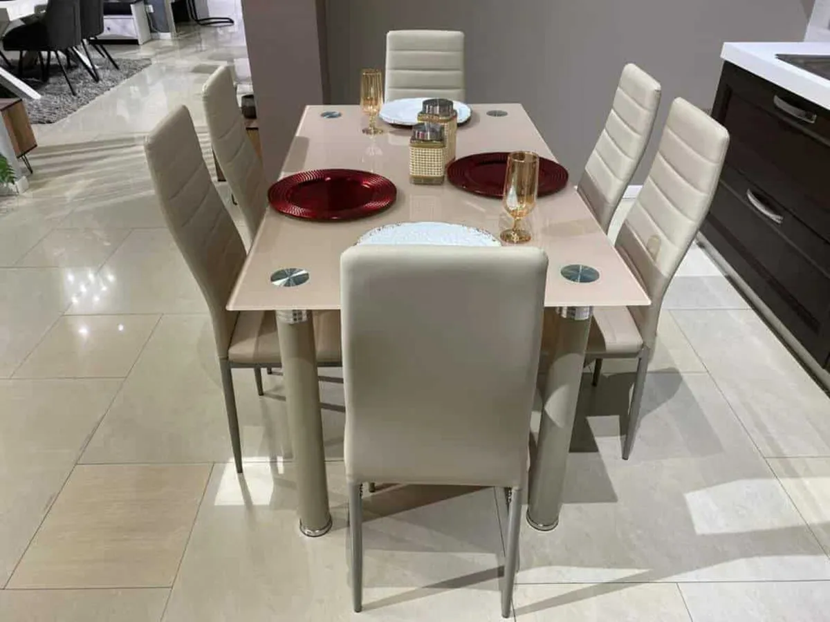 Modern Glass Dining Table With 6 Leather Chairs - Image 2