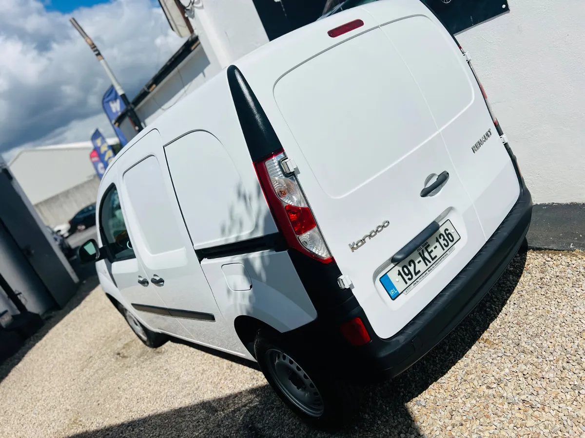 2019 Renault Kangoo 1.5 Dci **Only 30,000km** - Image 3
