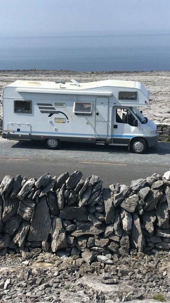 Camper Van - Image 4