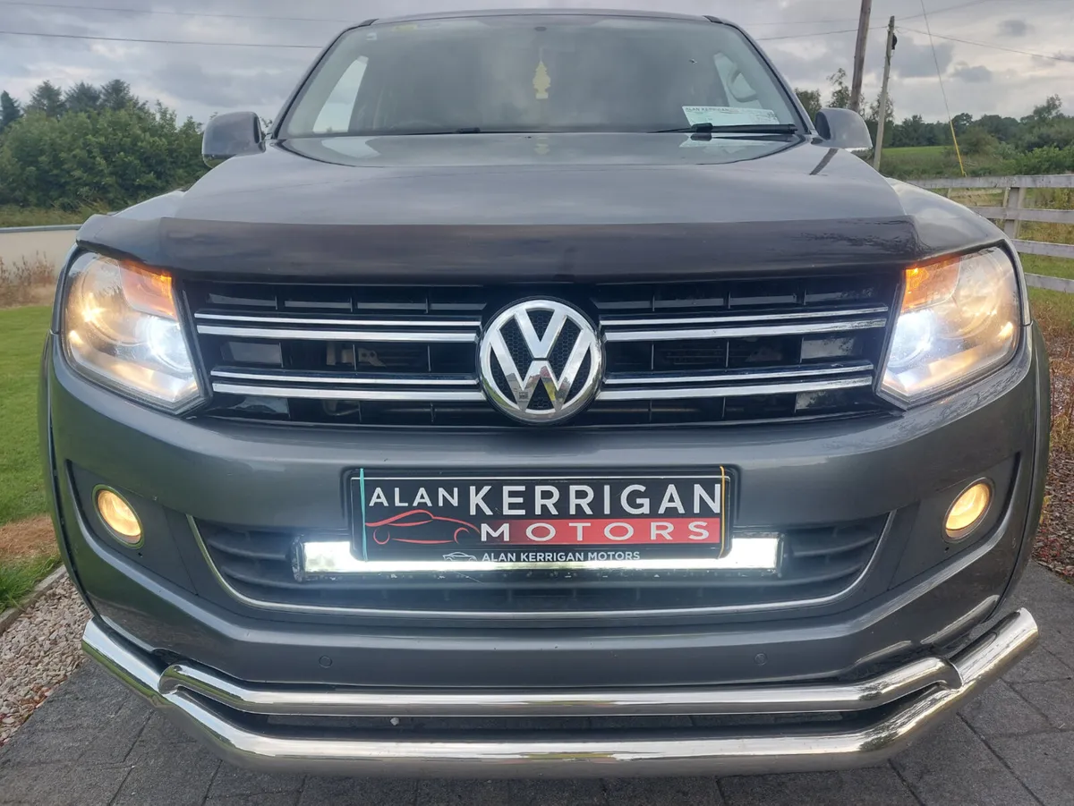 VOLKSWAGEN AMAROK 2017' 2.0L - HIGHLINE - Image 2