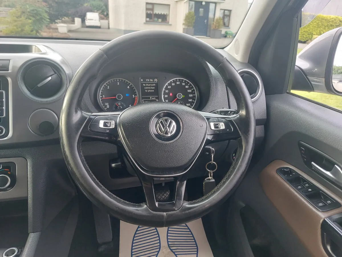 VOLKSWAGEN AMAROK 2017' 2.0L - HIGHLINE - Image 4