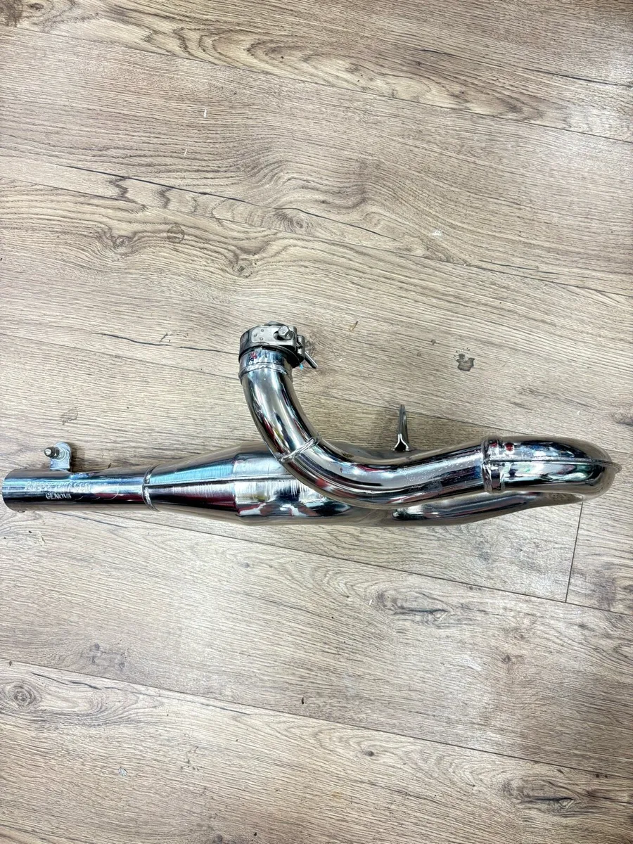 Vespa PX200 Pinasco exhaust . - Image 4