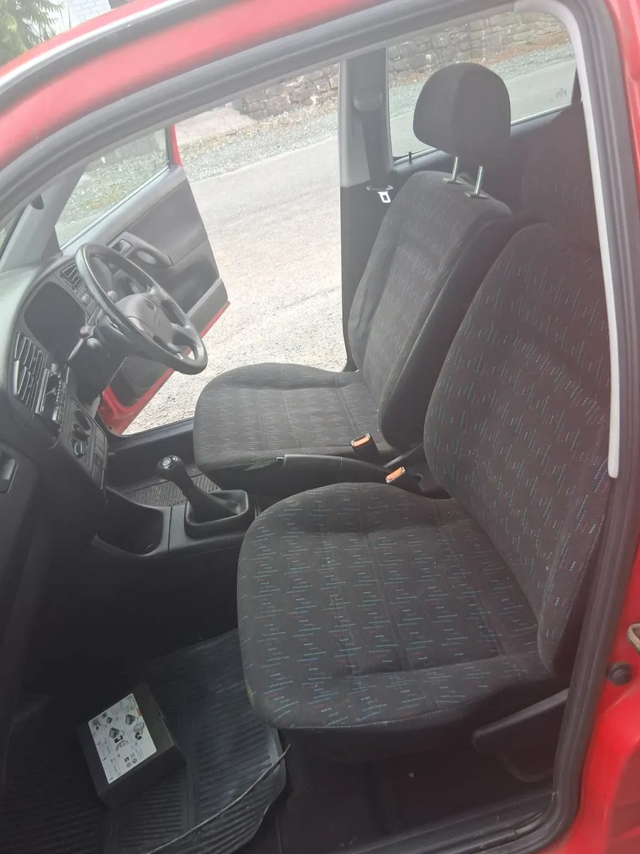 Volkswagen Golf 1996 - Image 2
