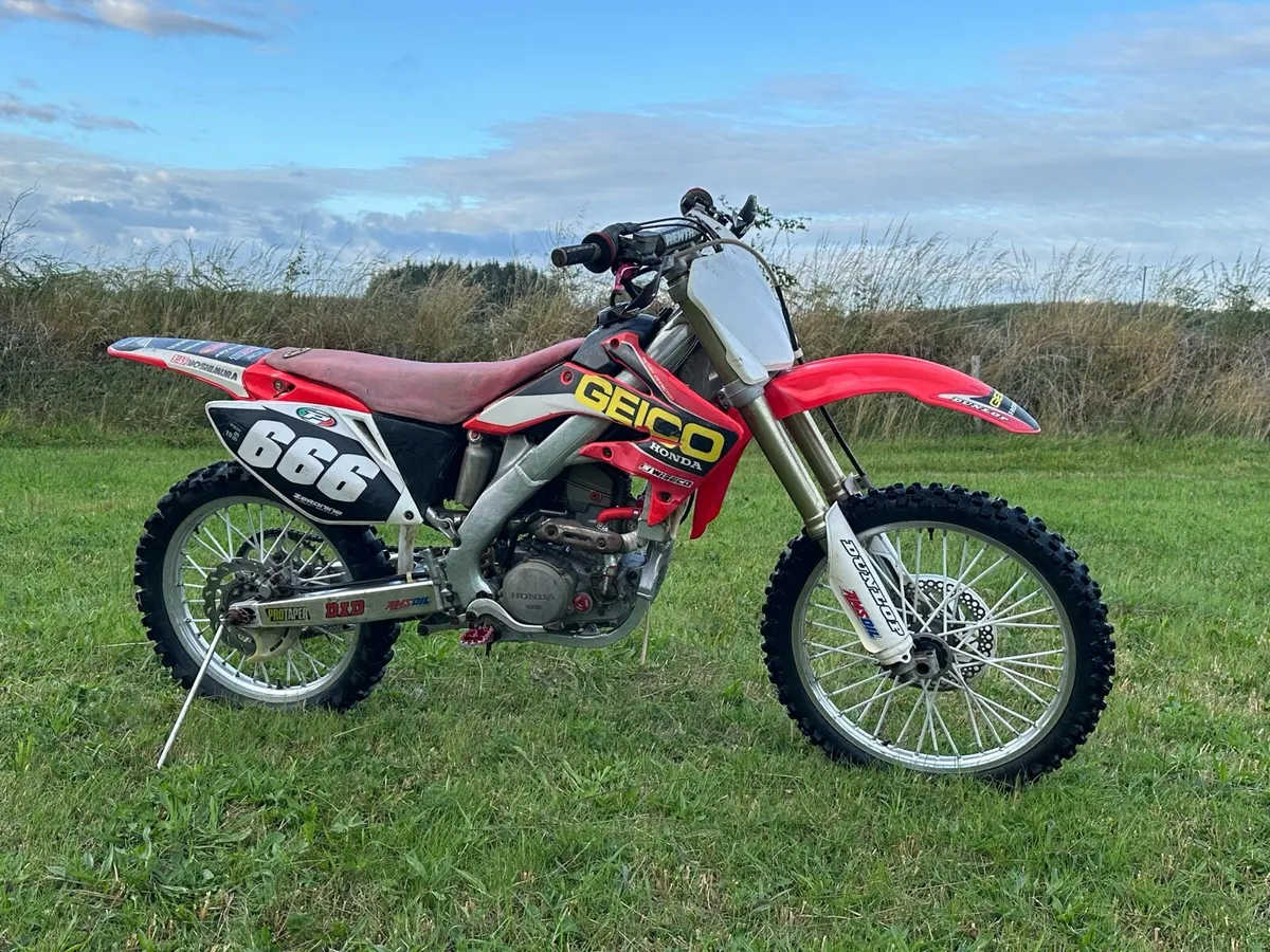 Honda crf250 & Yamaha yzf250 - Image 3