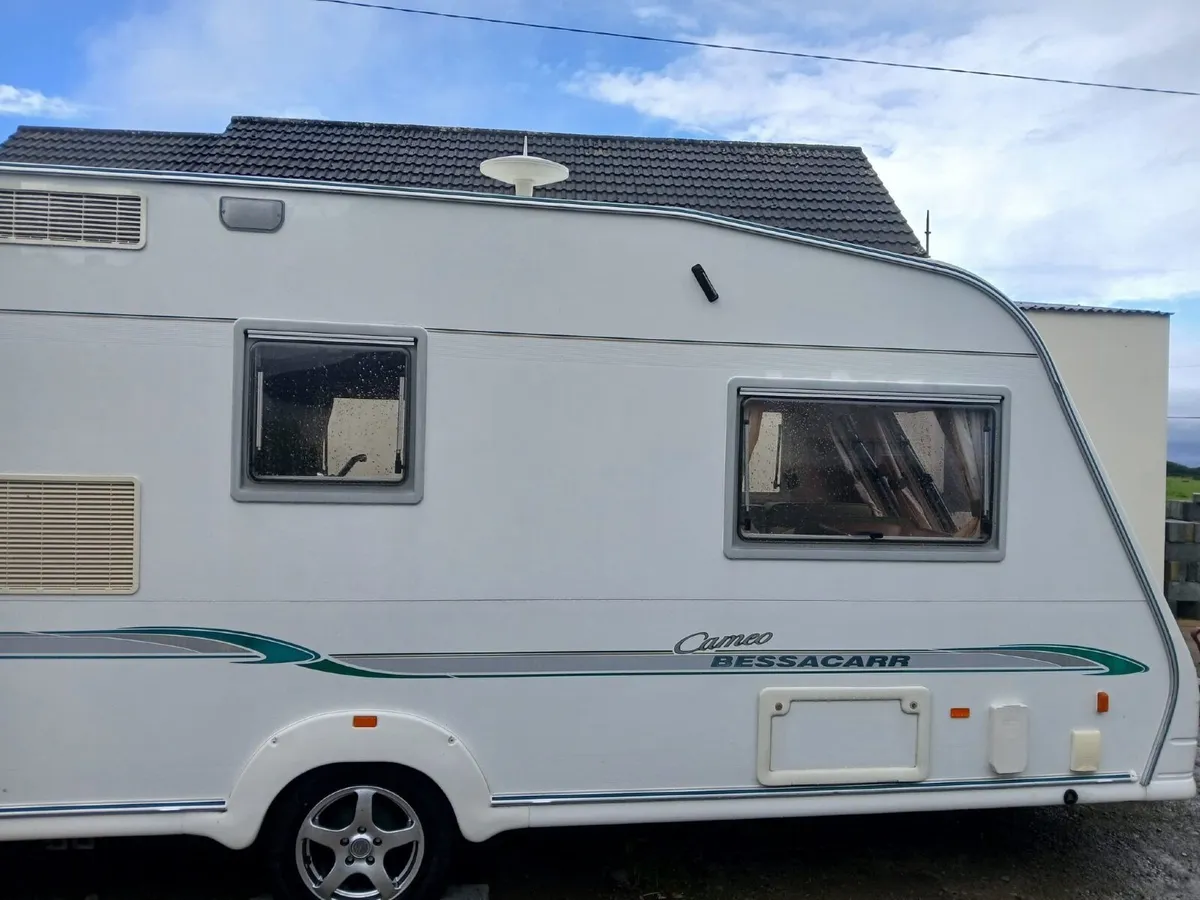 Caravan - Image 3