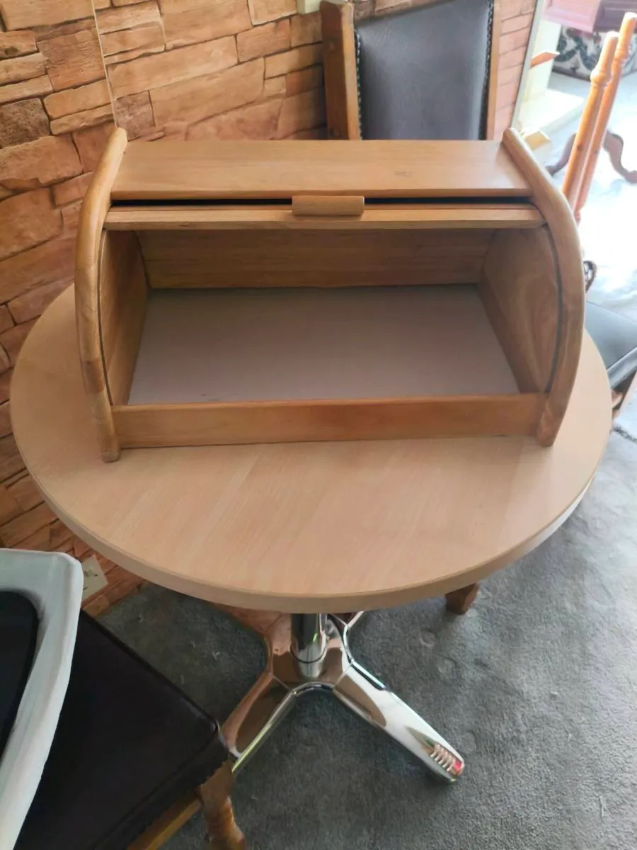 Pine bread bin as new 10 Euro - Image 2
