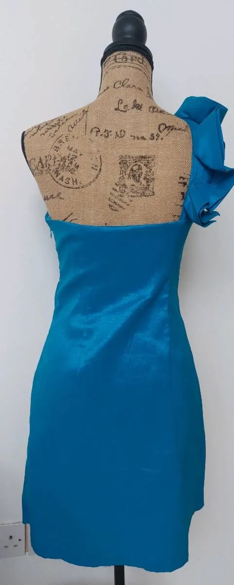 4 x dresses - Image 2