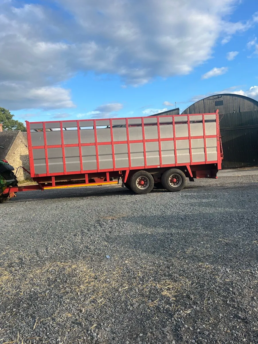 24Ft Smyth Livestock trailer - Image 2