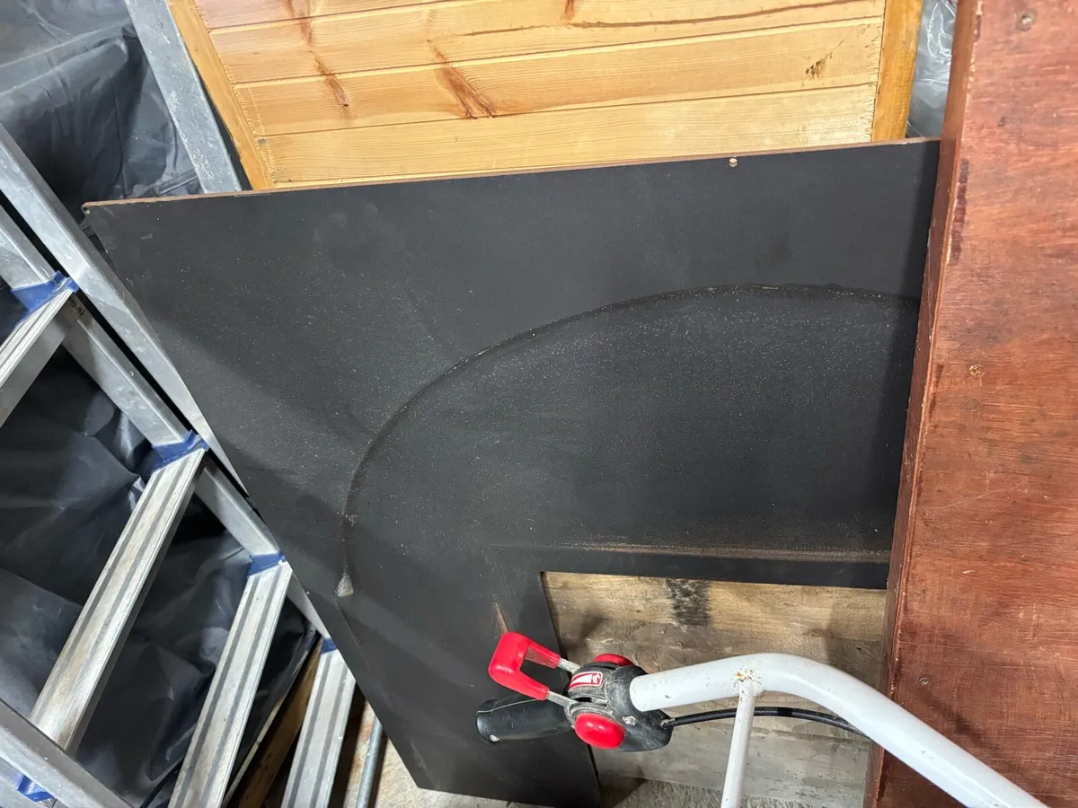 Fireplace background with metal backplate - Image 2