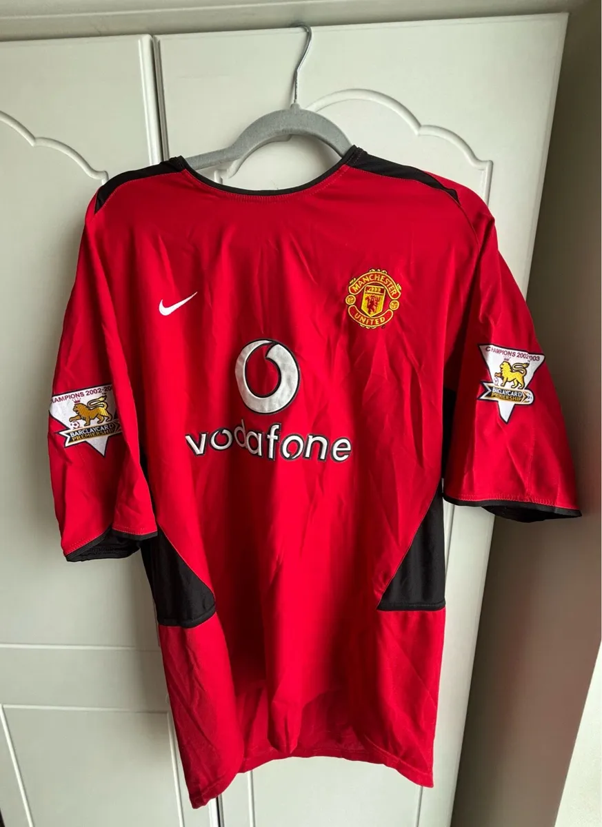 Man United Authentic 2002-2003 Home Shirt - Image 1