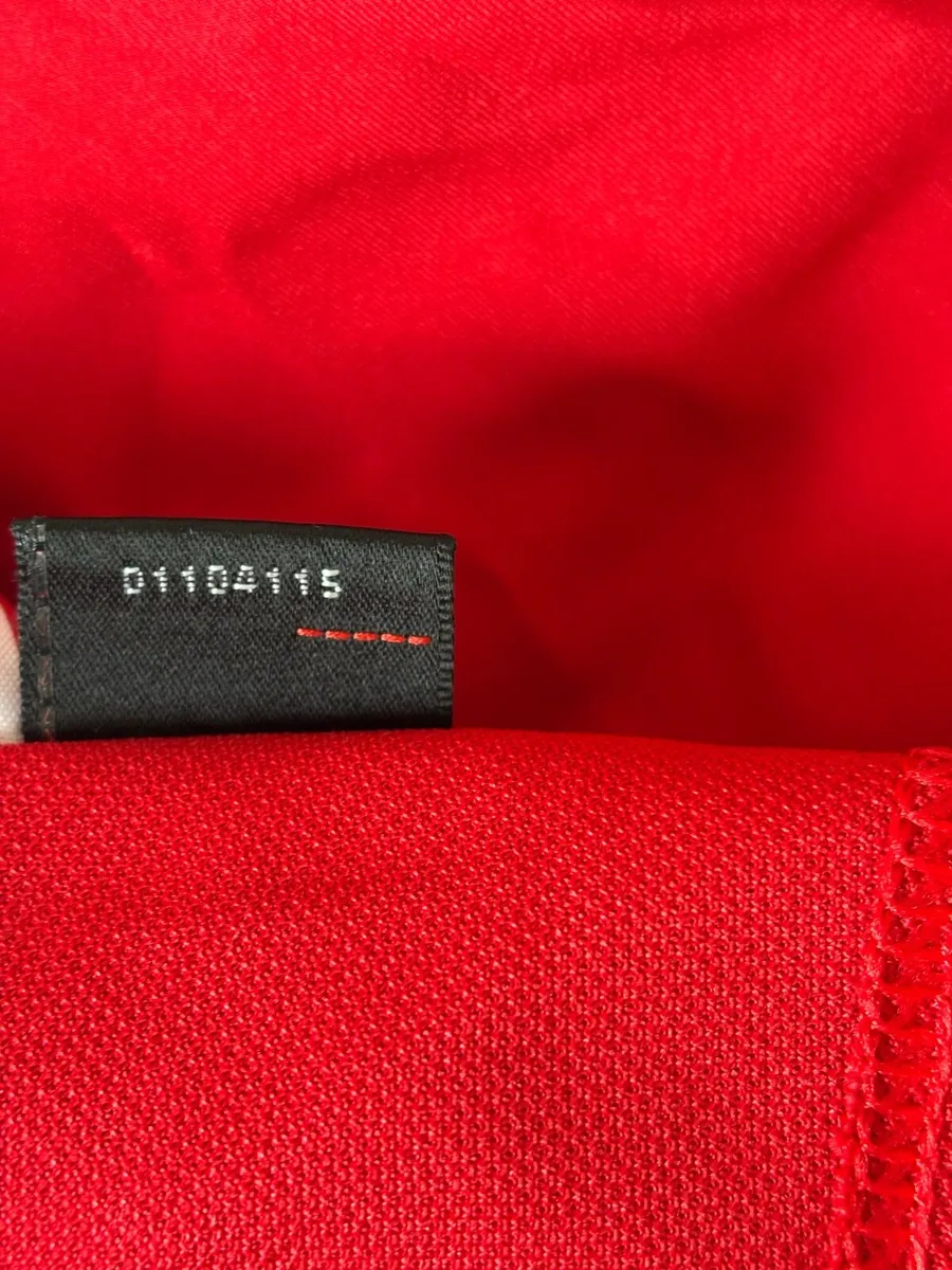 Man United Authentic 2002-2003 Home Shirt - Image 4