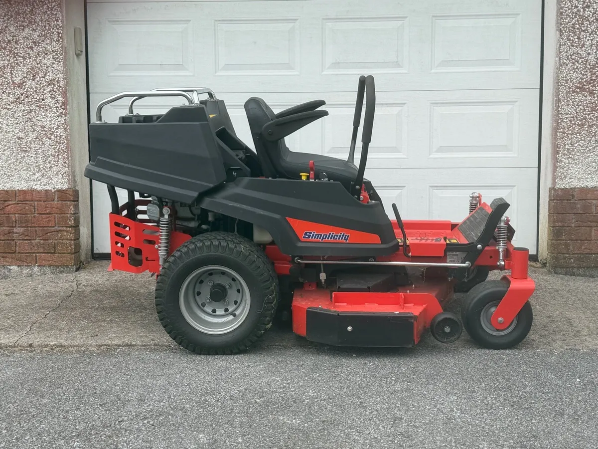Zero Turn Lawnmower - Image 3