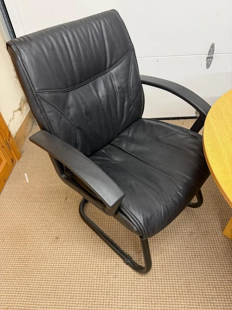 Office Table and  2 chairs - Image 2