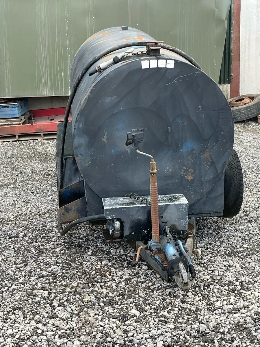 Mobile diesel bowser - Image 1