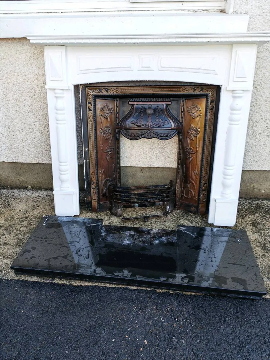 Fire place - Image 1
