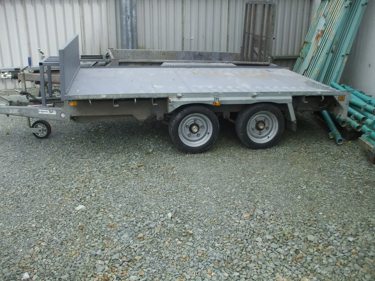 trailer 10x5,6