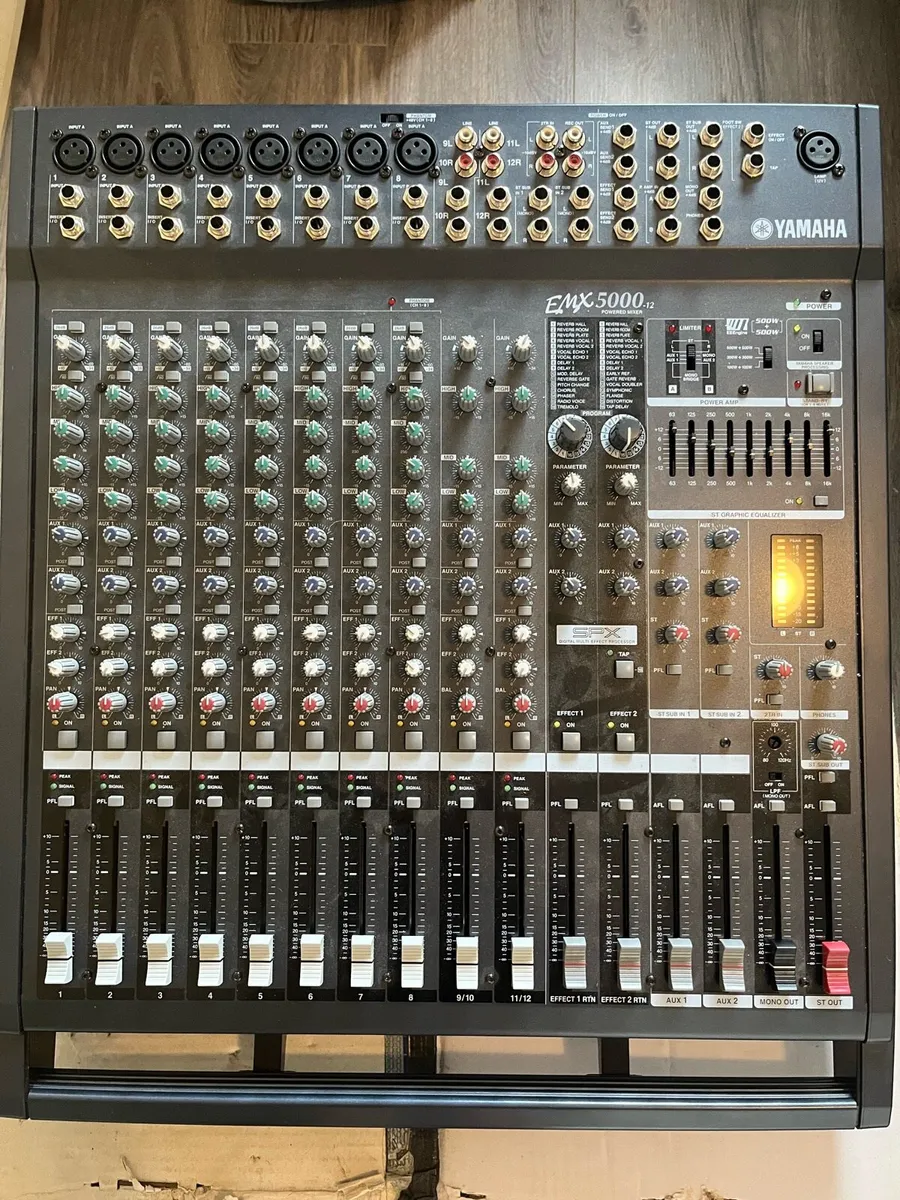 Yamah emx 500 powered mixer - Image 1