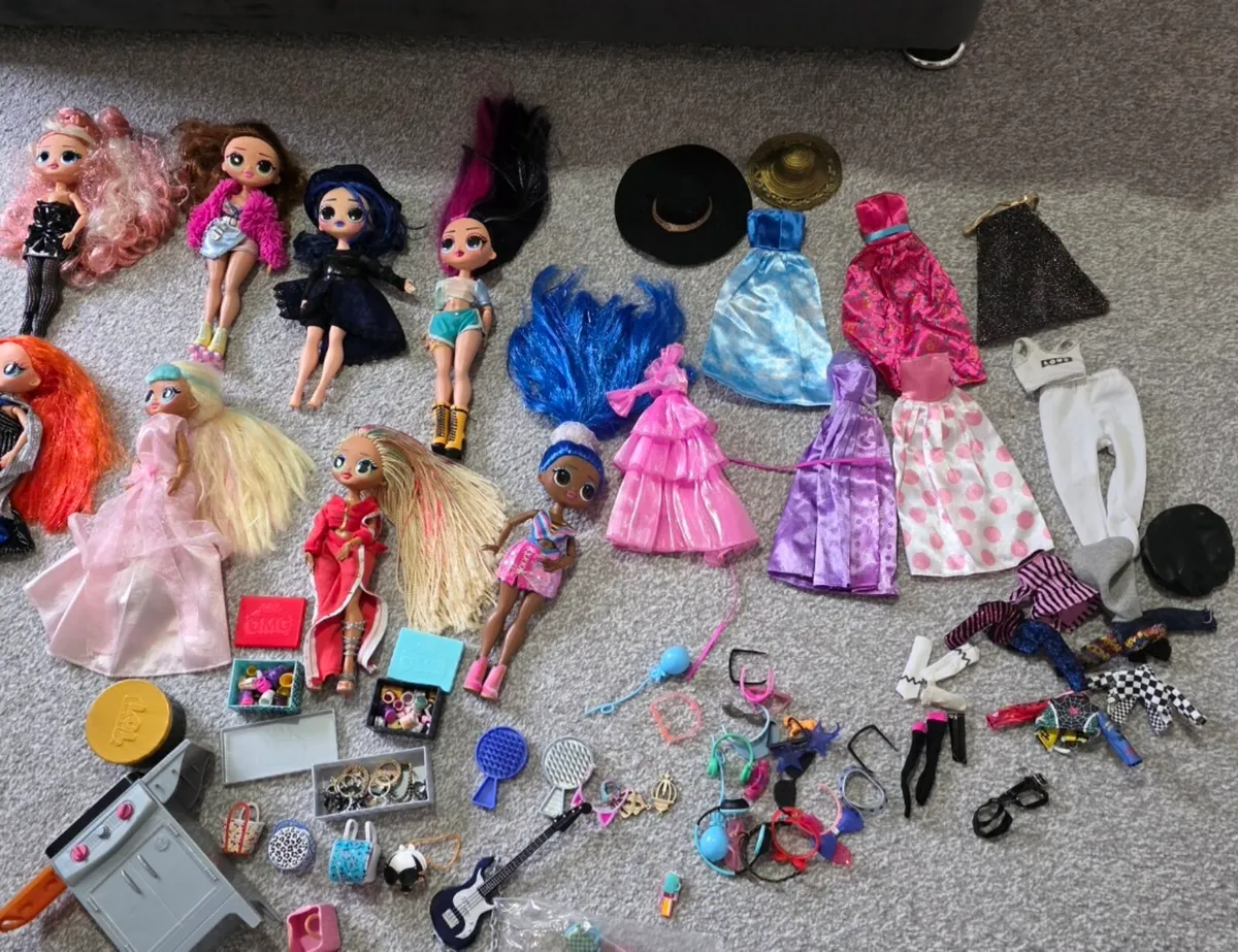 Omg dolls Bundle - Image 1