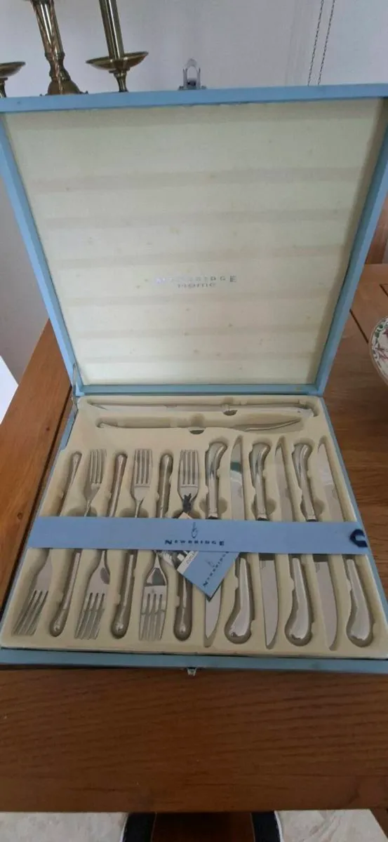 Newbridge Home Silver plated Cutlery Canteen. - Image 2