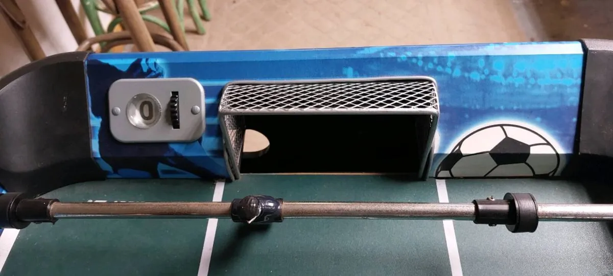 Football table - Image 4