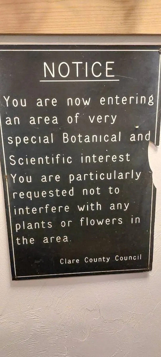 Vintage Place sign