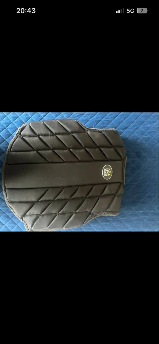 Horse riding boots/clothing/body protector - Image 3