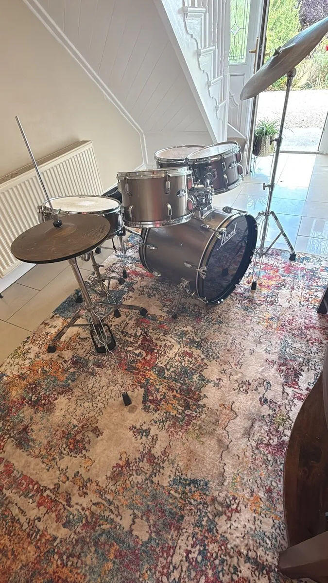 Pearl Roadshow 5-Piece Drum Kit - Image 2