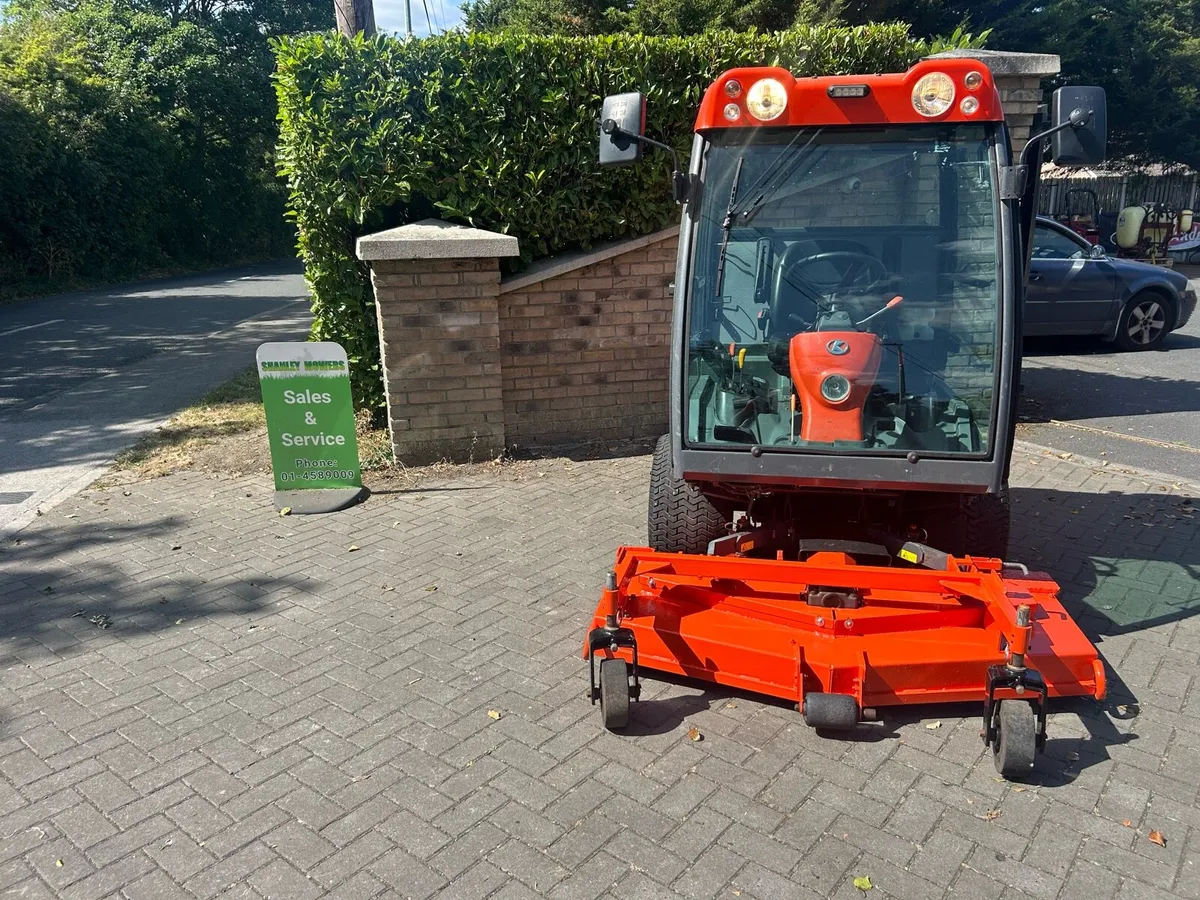 Kubota F2880 Ride on mower - Image 4