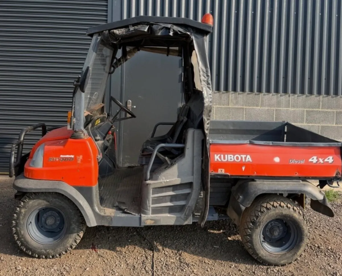 Kubota RTV 900 Diesel Gator . 2014 . - Image 1