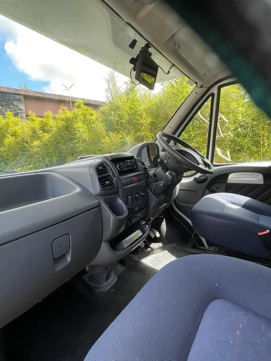 Trade Sale RHD 6 Berth Motorhome - Image 2