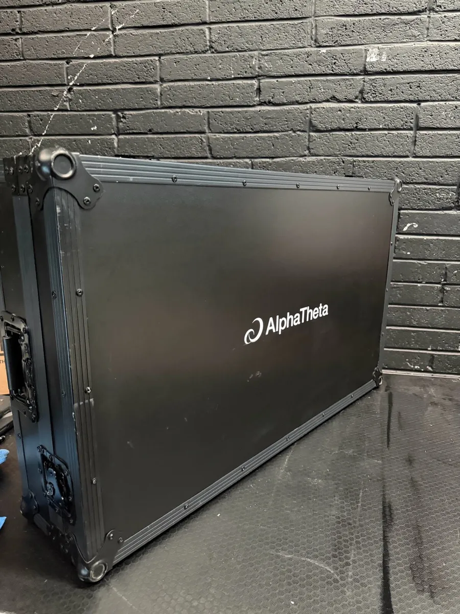 Alphatheta AZ Flightcase - Image 1