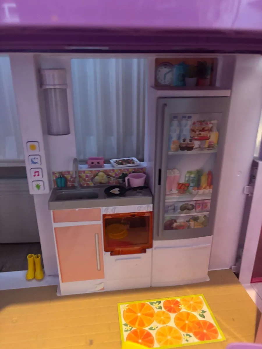 barbie play house - Image 4
