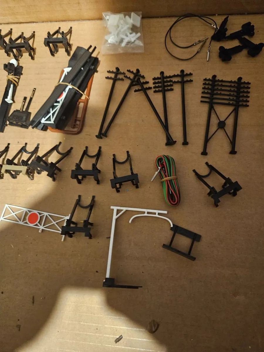 Hornby OO Gauge Accessories - Image 2