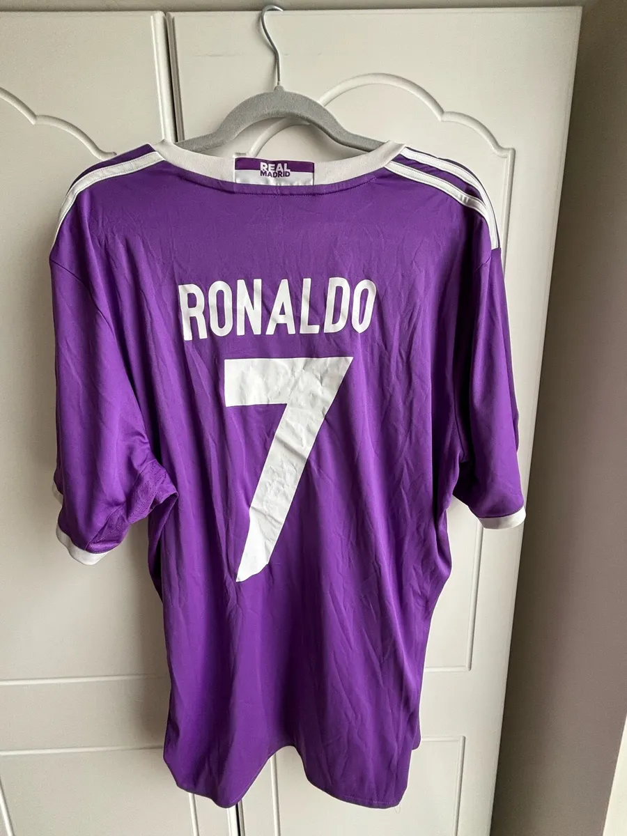 Real Madrid Authentic 2016/2017 Away Shirt - Image 2
