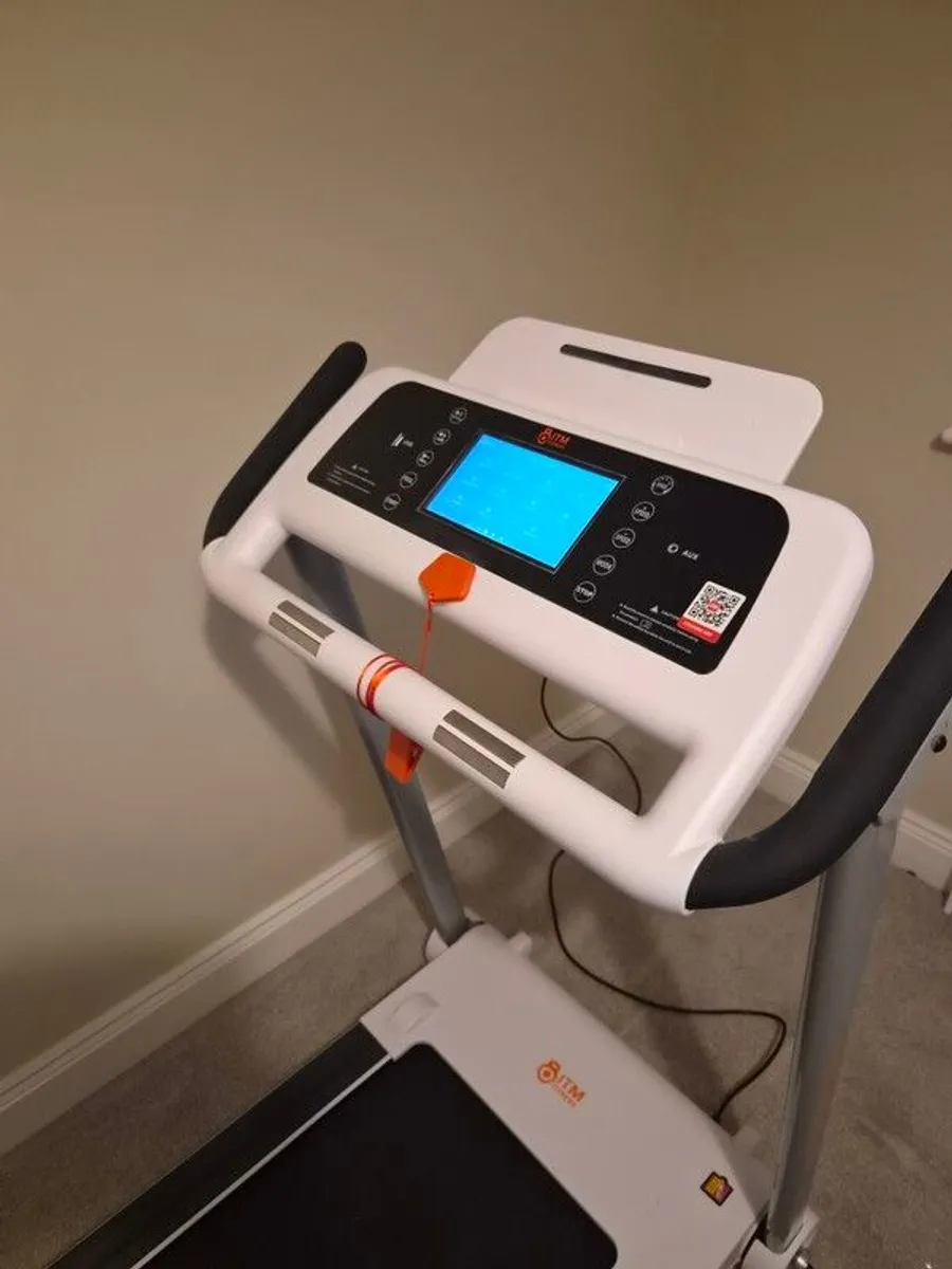 Folding Motorised Treadmill (Easystore) - Image 2