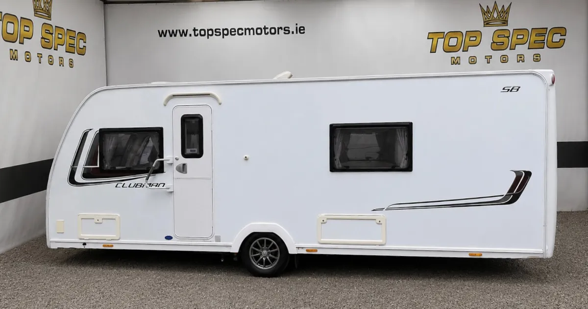 LUNAR CLUBMAN SB – LUXURY 4 BERTH TOURING CARAVAN - Image 2