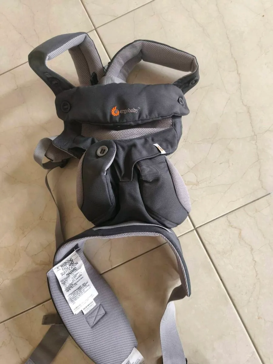 Ergobaby 360 baby carrier - Image 3