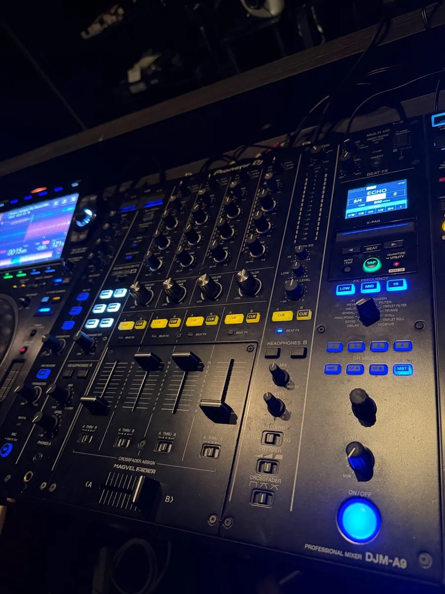 2 x CDJ-3000 + DJM-A9 - Image 2
