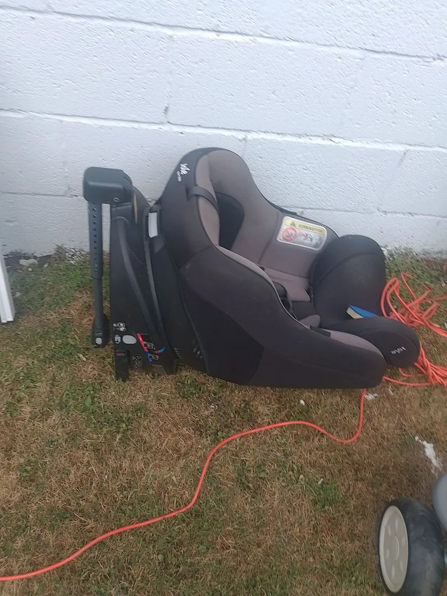Car seat and walker - Image 3