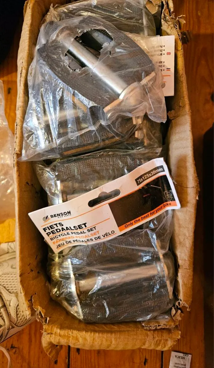 Job Lot of Bike Accessories - Image 4