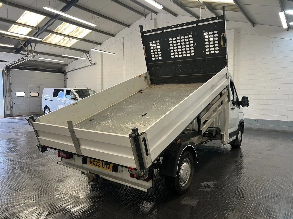 2022 Maxus Deliver 9 Tipper Van - Image 2