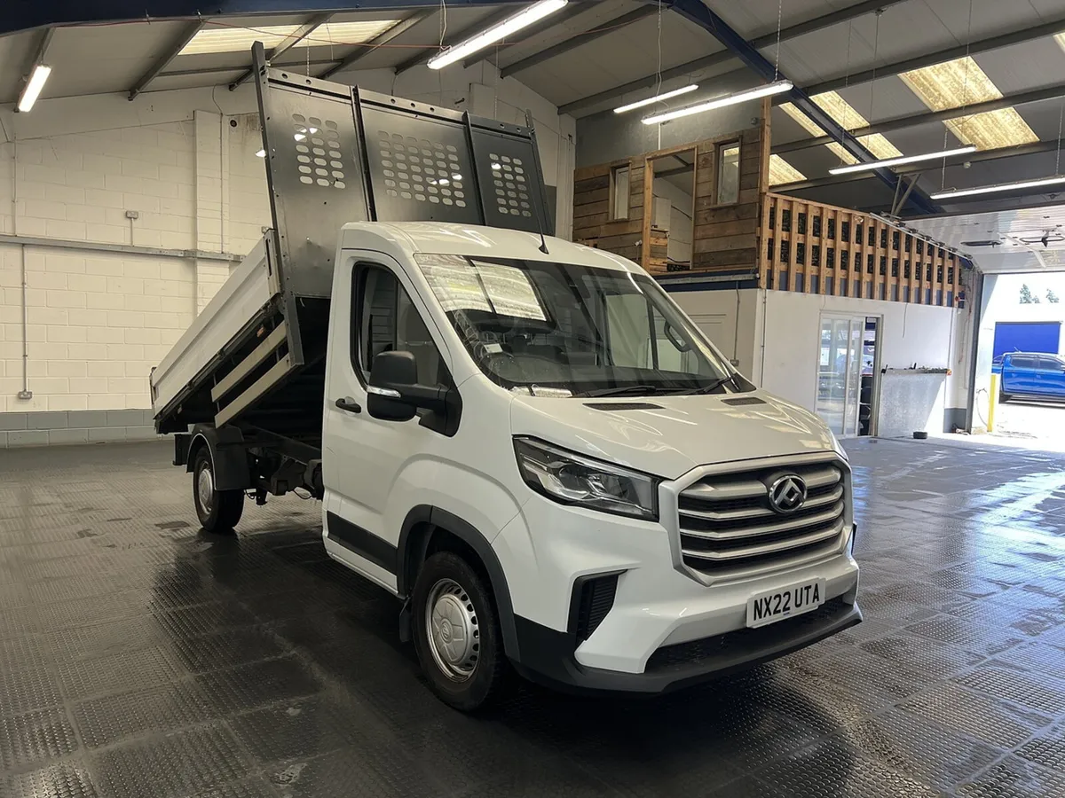 2022 Maxus Deliver 9 Tipper Van - Image 1