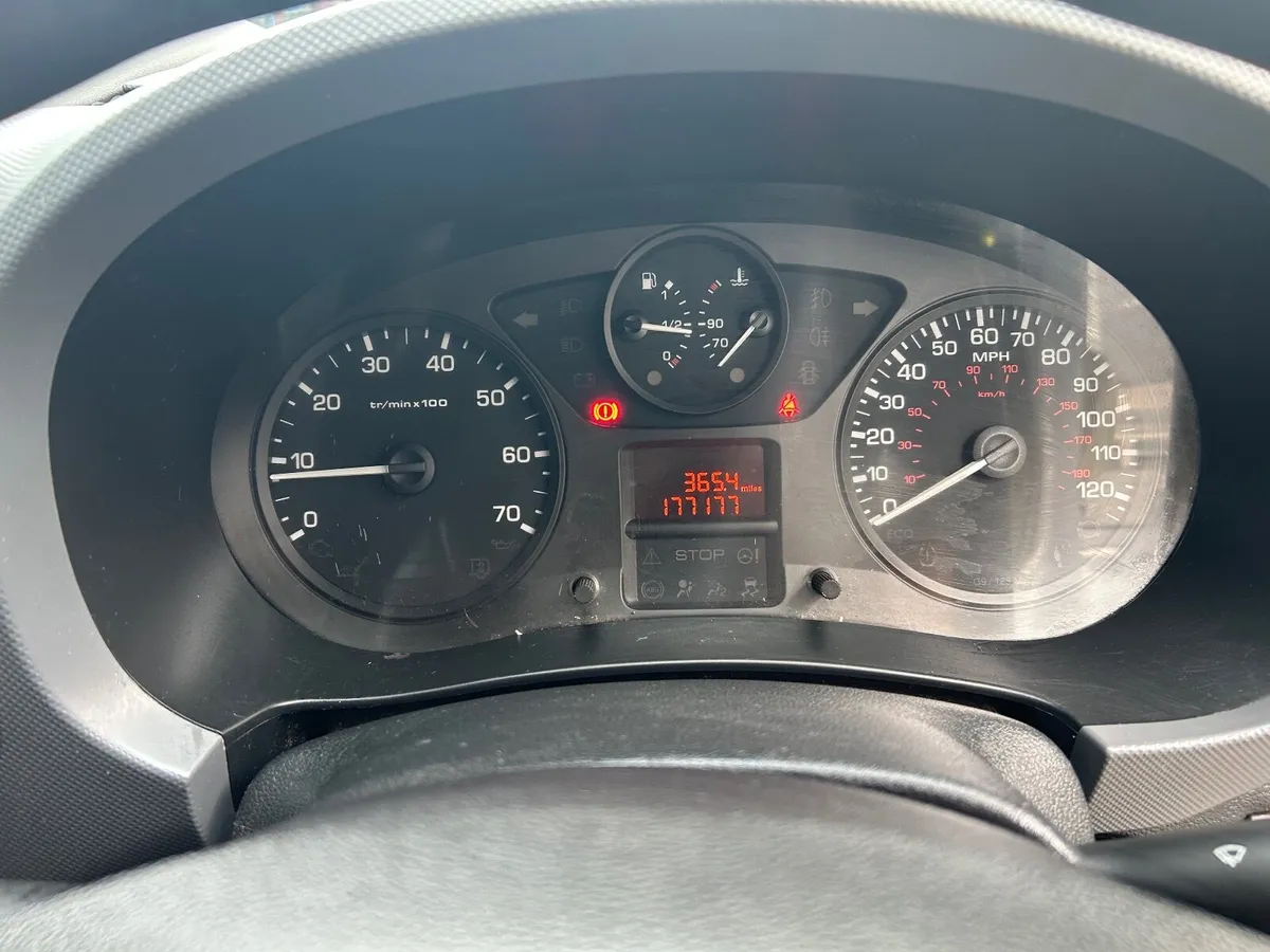 Citroen Berlingo 2015 - Image 2