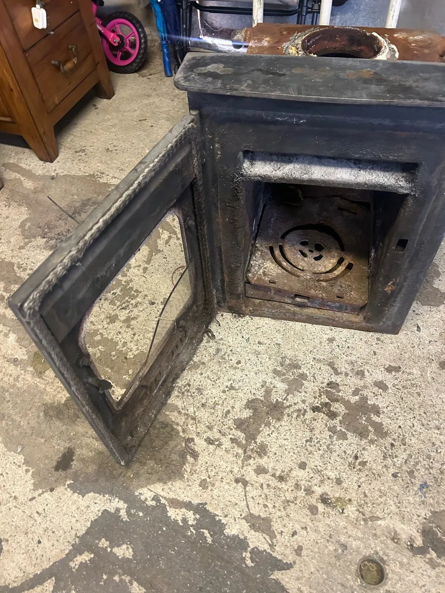 Stove - Image 2