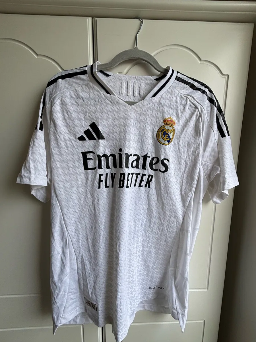 Real Madrid 24/25 Authentic Home Shirt - Image 1