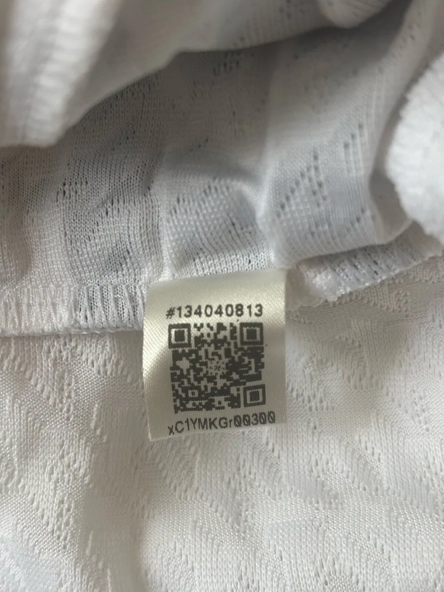 Real Madrid 24/25 Authentic Home Shirt - Image 4